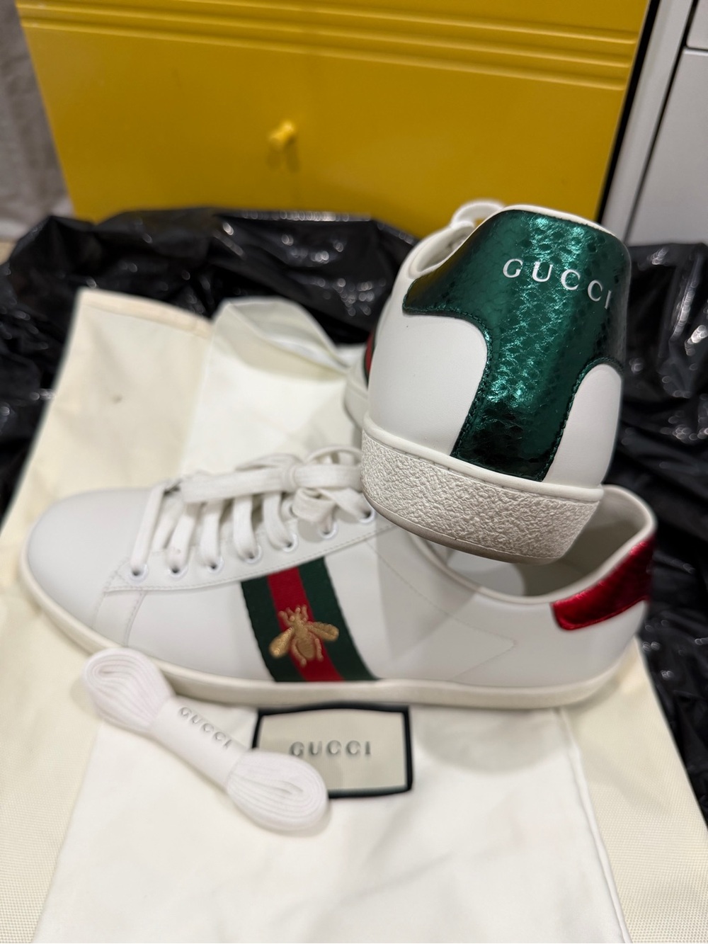 Gucci Men's Ace Sneaker With Bee, Gucci Shoes, Size 41 EU - Picture 6 of 7